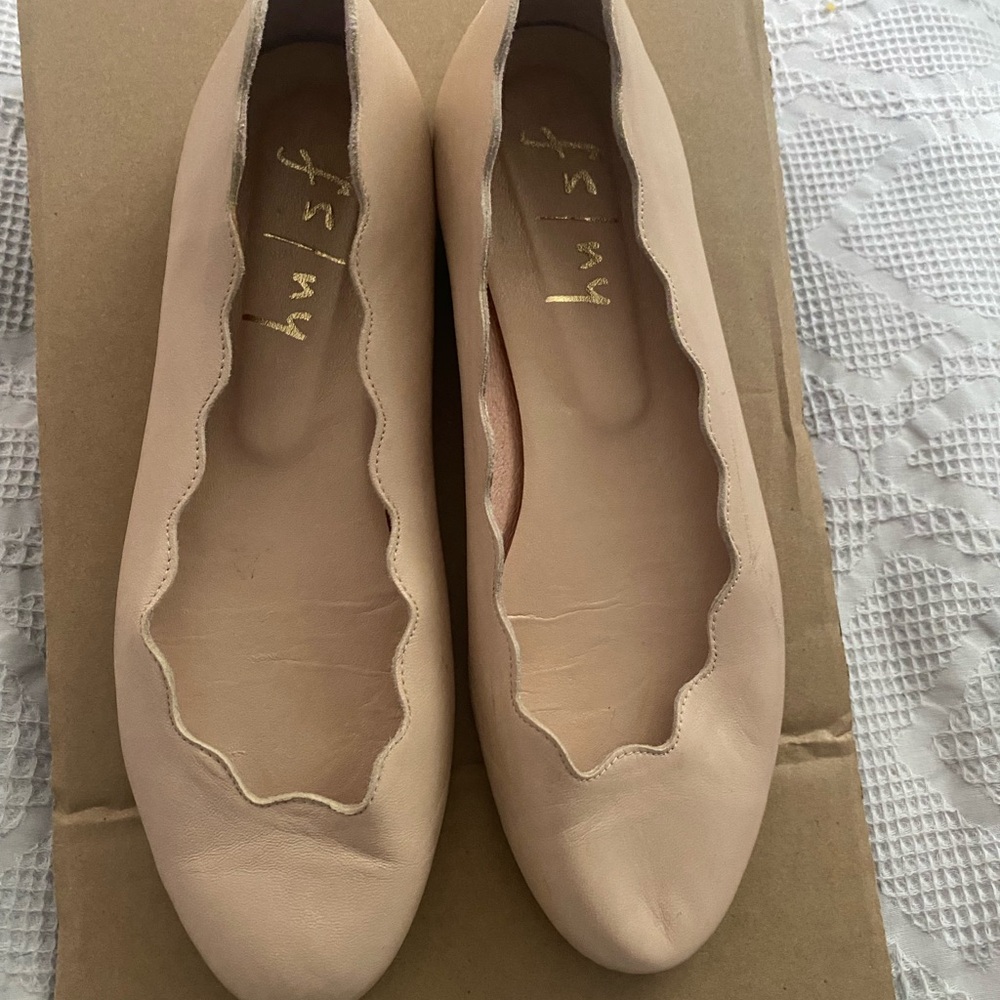 French Sole cream  Jigsaw Scalloped Trim Ballet Flat